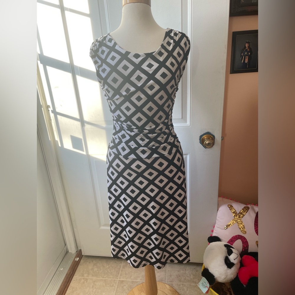 Diamond print dress size 6